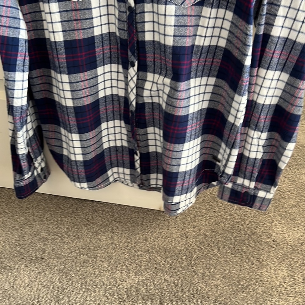Roxy flannel - Picture 2 of 9